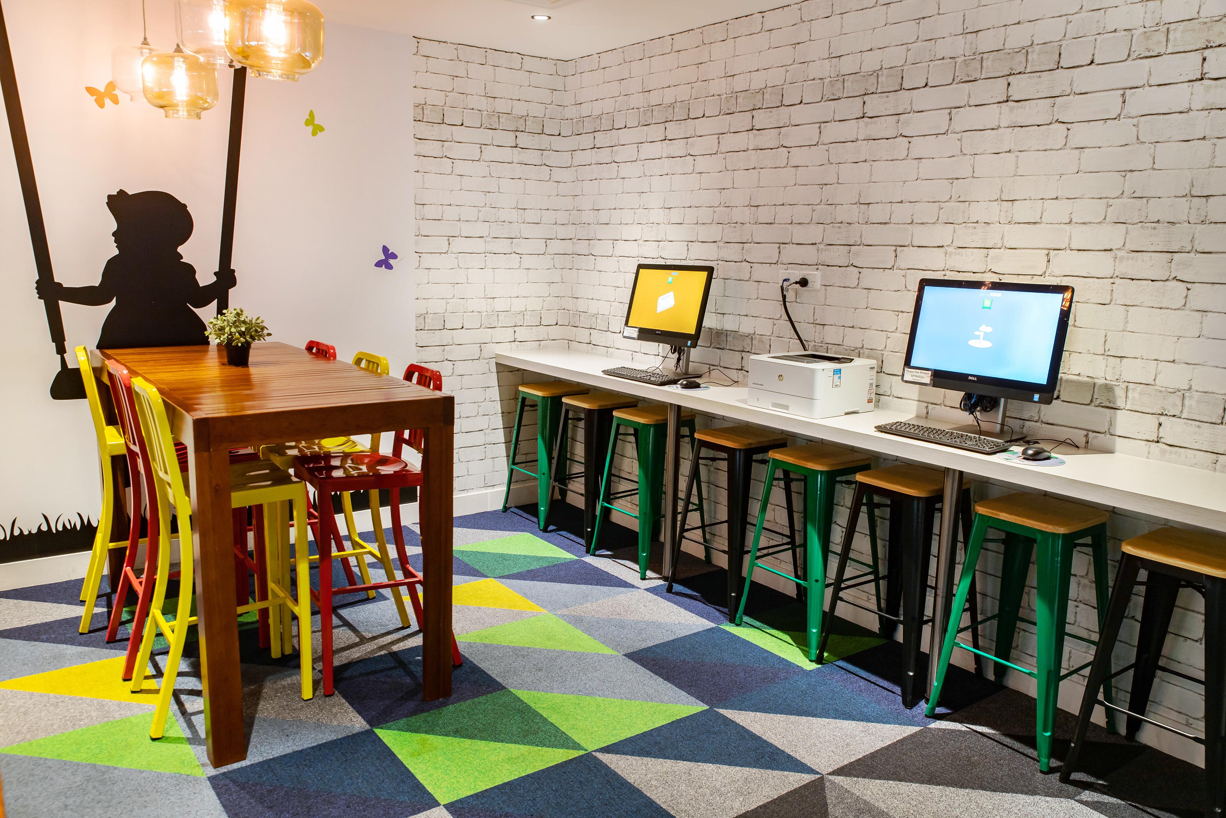 Ibis Styles Elizabeth Street Hotel 4*