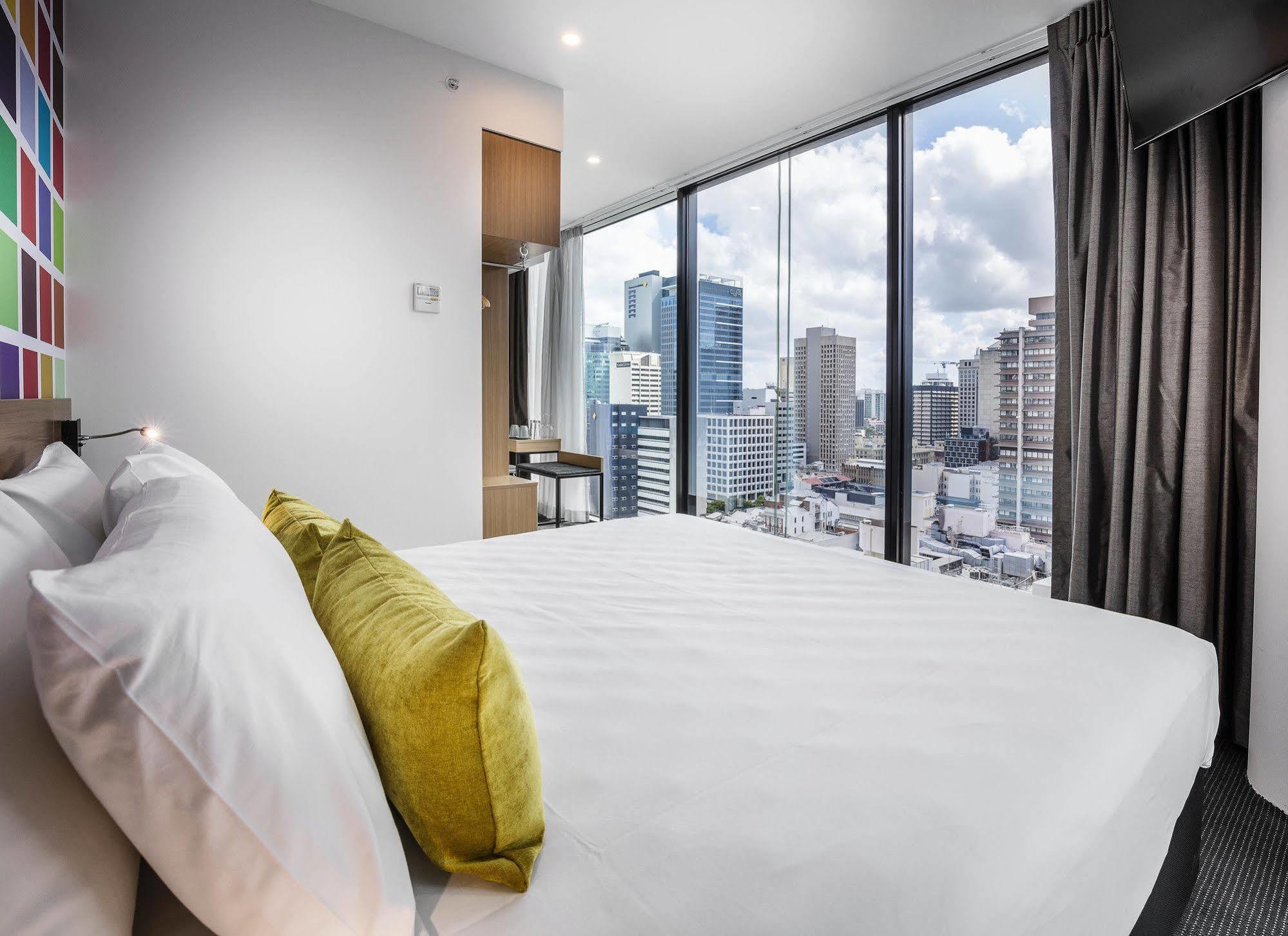 Ibis Styles Elizabeth Street Hotel 4*